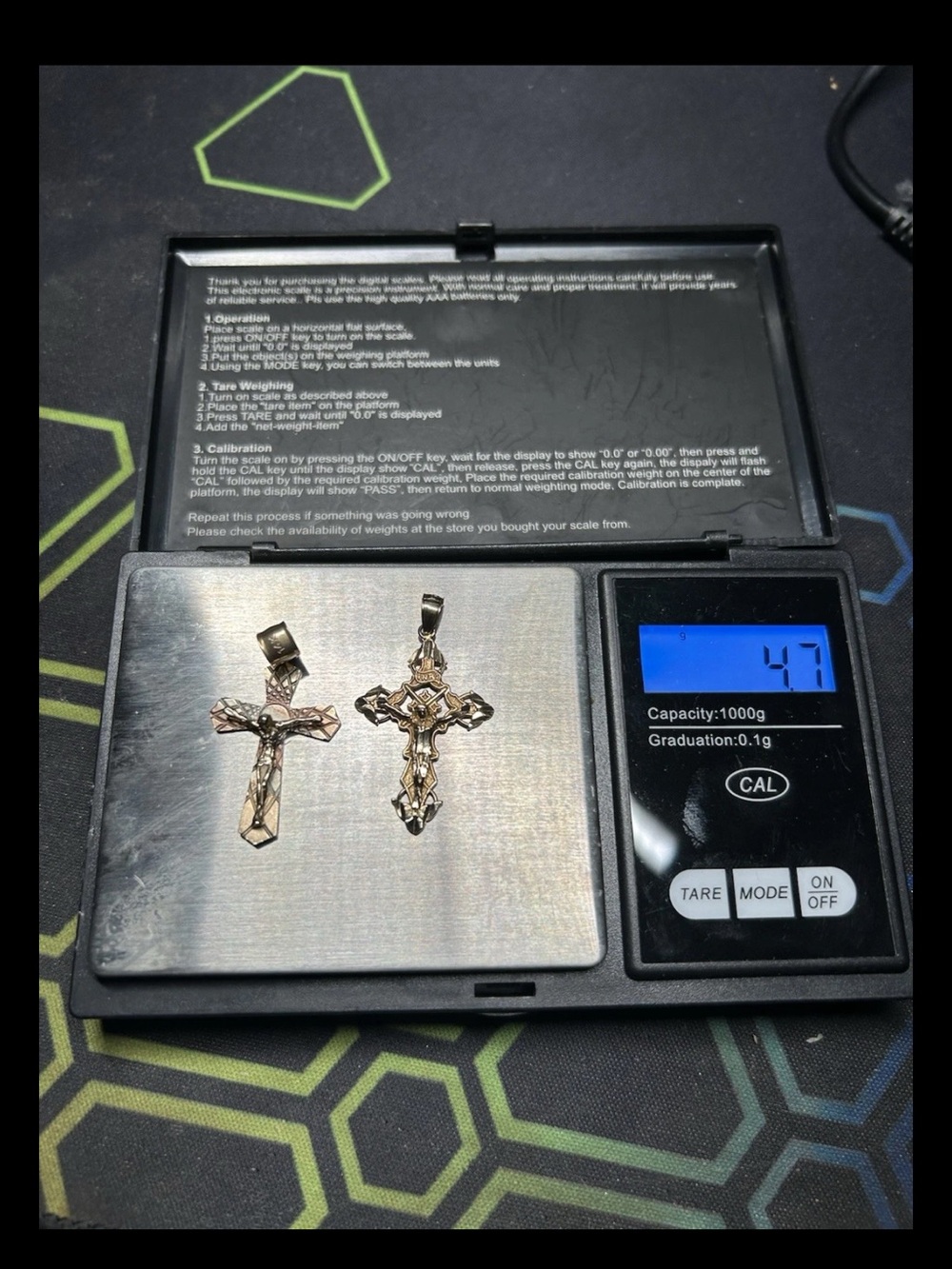 14k Solid Gold Crucifix Cross Pendant Set (2)- 4.7g